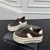 Sapatos Plataforma de Couro Fosco com Solado Grosso para Mulheres 2026 Novo Outono Merade Versátil Esportivo Casual Sapatos de Treinamento Alemães