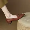 Couro Macio por Dentro e por Fora Sapatos de Couro Macio Retrô Bico Quadrado Pequeno Sapatos de Salto Médio Salto Grosso Outono Novos Sapatos de Couro Macio Femininos Sapatos Femininos