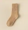 Meias atacado transfronteiriço Amazon comércio exterior meias femininas inverno felpudas espessadas lã meias cor sólida meias cano alto femininas meias femininas