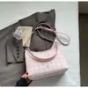 Bolsa Minimalista de Design Exclusivo Bolsa Dumpling para Mulheres 2026 Primavera Nova Tendência Acolchoada Versátil Bolsa de Ombro Transversal