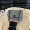 Bolsas de Estilo Coreano de Alta Apariencia para Mujer, Nuevas Bolsas Cuadradas Pequeñas con Textura de Cadena de Moda, Bolsos de Hombro y Axila de Nicho Tendencia y Estilo