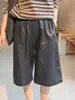 Pantalones de Cuero de Cinco Puntos para Otoño, Pantalones de Longitud Media de Cuero PU, Cintura Alta, Adelgazantes, Rectos de Línea A, Shorts Negros, Shorts de Otoño e Invierno para Mujer, Adecuados para Usar Afuera