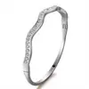 Pulsera con Cierre de Acero Inoxidable Incrustado de Diamantes, Europea y Americana Transfronteriza, Joyería de Lujo Ligero de Gama Alta, Pulsera de Acero de Titanio para Mujer, No se Desvanece