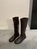 Versión de cuero genuino ~ Botas largas ajustadas de suela plana, que aumentan la altura, de punta redonda para mujeres petite, botas largas elásticas para mujer, botas Martin versátiles
