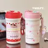 Taza Isotérmica de Dibujos Animados Linda de Alto Valor con Correa, Taza Portátil para Exteriores con Pajilla para Dos Bebidas, Taza con Separación de Té y Agua para Beber Directamente