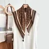 Pañuelo Cuadrado Vintage con Borlas Estampado Paisley Pañuelo para el Cuello con Colgante Estampado de Lunares y Anacardos Pañuelo de Seda con Flecos para Mujer Imitación de Algodón y Lino
