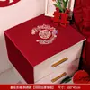 Nueva tela de cubierta de cabecera festiva bordada estilo chino, tela auspiciosa roja para bodas, cubierta antipolvo para uso doméstico