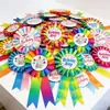 Insignias de Listón al por Mayor del Fabricante, Insignias Festivas Creativas para Jardín de Infancia, Insignias de Hojalata para Fiestas de Estudiantes de Primaria