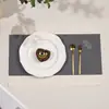 Nuevo mantel individual rectangular de PVC con bordado de ginkgo estilo chino con rayas de colores contrastantes, impermeable, a prueba de aceite, lavable y aislante del calor