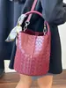 Bolso de Cubo Tejido de Estilo Casual Retro Trendy Transfronterizo Color Sólido Nicho Combinable Bolso Bandolera para Mujer para Ir al Trabajo