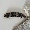 Pinza de plátano grande con estampado de leopardo para coletas altas con cabello grueso, pinza vertical para la parte posterior de la cabeza, pinza para el cabello antideslizante dentada para mujer