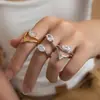 Anillo de Zirconia Nuevo Forma de Gota para Mujer Anillo con Colgante Triángulo Geométrico Lujo Ligero Estilo Frío Anillo para Dedo Índice de Celebridad de Internet Yi