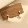 Pendientes adelgazantes retro franceses versión coreana diseño creativo de personalidad moda nuevo clip de oreja de perla simple pendientes de temperamento