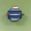 Peças de máquinas têxteis Peças de máquinas enroladeiras de bobinas Motor de fuso único para máquinas enroladeiras de bobinas Motor pequeno para máquinas enroladeiras de bobinas Peças de máquinas de torção