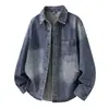 Camisa de mezclilla lavada de marca moderna estilo retro americano para hombre, nuevo modelo otoño e invierno 2026, chaqueta camisa holgada casual de manga larga