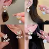 Pendientes de botón de perlas con forma de corazón de amor de estilo coreano, pendientes de botón de temperamento de moda retro, pendientes de perlas de moda 2024