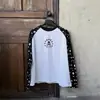Al por mayor Transfronterizo Europeo y Americano Camiseta de Manga Larga Otoño Bloqueo de Color Blanco y Negro Estampado de Patrón de Calavera Top de Cuello Redondo Negro Rojo