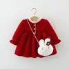 Traje Tang Grueso con Forro de Polar y Botones, Nueva Ola de Invierno 2025 para Niñas, Atuendo de Año Nuevo de Chenilla con Bolsa Grande de Conejo