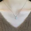 Collar de Azúcar para Mujer Ins Lujo Ligero Diseño de Nicho Versátil Avanzado Elegante Cadena para Clavícula de Estudiante Regalo Venta al por Mayor Explosiones