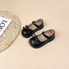 Zapatos negros de cuero para niña, nuevo modelo otoño 2026, zapatos sencillos para niños, zapatos de princesa estilo universitario japonés, zapatos para actuación beanie
