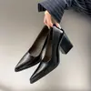 Zapatos de Piel Pequeños Estilo Francés Retro de Piel de Oveja Súper Suave para Mujer, Boca Baja, Punta Puntiaguda, Tacones Altos, Boca Baja, No Cansan los Pies, Piel Genuina, Tacón Grueso, Zapatos de Salón
