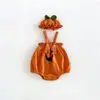 Romper Bebê Novo Estilo Europeu e Americano para Halloween 2026 Macacão de Manga Longa com Chapéu e Meias Conjunto de Três Peças Roupa com Capuz da Moda