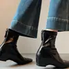 Botines Cortos Estilo Coreano Puntiagudos Aumentadores de Altura para Mujer 2026 Otoño/Invierno Nuevas Llegadas con Felpa Versátiles de Poner Tacón Bajo Suela Suave Botines Adelgazantes