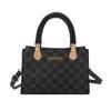 Bolso pequeño Xiaozhong para mujer 2024 nuevo de este año popular textura moda bandolera bandolera todo-partido bolso cuadrado pequeño