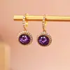 Brincos de Tarraxa de Zircônia Roxa High-End de Luxo Leve Design de Nicho Brincos Exquisitos da Moda com Personalidade Joia de Orelha Versátil para o Dia a Dia