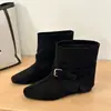 Botas femininas curtas com fivela de cinto, botas versáteis da moda 2026 com aumento interno de altura, bico quadrado, estilo retrô, novo design emagrecedor