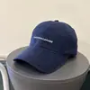 Gorra de béisbol de estilo universitario coreano con bordado de letras, cepillada, para mujer, versátil y favorecedora, gorra de visera grande con copa suave, para hombre, casual