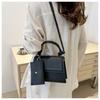 Bolso Pequeño Versátil para Mujer 2024 Nuevo Color Sólido Moda Bolso Cuadrado Pequeño Elegante Estilo Coreano Hombro Cruzado Bolso de Viaje