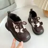 Botines estilo Martin para niña, botines cortos forrados de felpa para otoño e invierno, zapatos pequeños de piel para bebé, zapatos para caminar de suela suave, zapatos de algodón para niños