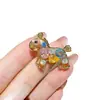 Broche de Pony Color Dopamina con Pedrería Lujo Ligero Alto Valor Versátil Moda Accesorio de Pin para Gabardina de Alto Valor para Mujer