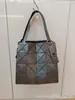 Bolso Original Japonés Acolchado Geométrico de Diamantes Nuevo Bolso de Hombro Cuadrado Grande en Forma de Diamante Estilo Commuter para Mujer