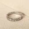 Anel de Diamante Triangular em Forma de Coração Mais Vendido no E-commerce Transfronteiriço, Anel Minimalista Personalizado em Forma de Coração Estilo Europeu e Americano com Micro-Incrustações de Diamantes, Anel Estilo Ins