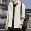 Jaquetas Casuais Finas de Primavera e Outono para Homens e Mulheres, Impermeáveis e à Prova de Vento, Jaquetas Esportivas com Capuz Removível, Roupas de Viagem