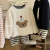 [Rollos Grandes y Pequeños] Pijamas Otoño e Invierno 2025 Conjunto de Ropa de Casa de Medio Terciopelo para Niños Otoño e Invierno Niñas y Niños Pueden Usarse Afuera