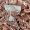 Cabeça de boi cozida, cara de boi com pele, miúdos de boi cozidos, ingredientes para hot pot de boi, cozido no atacado