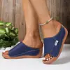 Nuevas Chanclas de Cuña de Verano Moda Europea y Americana Sandalias y Chanclas de Boca de Pez Para Usar Afuera Ligeras de Playa para Mujer en stock Sandalias y Chanclas