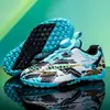 Nuevos zapatos de césped para fútbol escolar con hebilla giratoria al por mayor para niños, zapatos de entrenamiento de fútbol morados