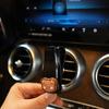 Clipe de Óculos para Carro Clipe de Óculos para Para-sol de Carro Novo Magnético Desenho Animado DIY Multifuncional Interior de Carro