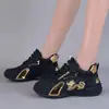 Sapatos de Viagem Masculinos de Couro Impermeáveis Antiderrapantes de Alta Qualidade Sapatos Casuais Esportivos Masculinos Versáteis da Moda Sapatos da Moda
