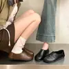 Zapatos de cuero para mujer de punta cuadrada, versátiles, sencillos, sin cordones, con hendidura en la punta, de uso a la moda en dos direcciones, zapatos perezosos, de nicho retro que aumentan la altura