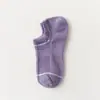 Calcetines de Barco para Mujer de Primavera Color Sólido Imitación Doble Aguja Patrón Oscuro Calcetines Verticales Cintura Calcetines de Algodón Calcetines Invisibles para Mujer Joker Calcetines Bajos