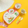 Juego de Vajilla de Fibra de Bambú de Cinco Piezas con Plato de Cuatro Compartimentos, Tazón de Dibujos Animados Lindo de Regalo, Taza, Cuchara, Tenedor Vajilla, Venta al por Mayor de Exportación