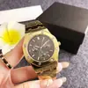 Lujoso Reloj Plateado para Hombre, Cronógrafo con Esfera Verde, Reloj de Cuarzo con Correa de Acero, Accesorio de Moda para Hombre Commuter de Negocios
