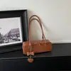 Nova bolsa de axila grande capacidade estilo francês para mulheres, casual, moderna, estilosa e simples, adequada para o trajeto e uso diário
