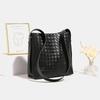 Bolso de Cubo Tejido de Compras de Hong Kong para Mujer 2025 Nuevo Bolso Cruzado Versátil de Gran Capacidad Bolso Tote de Moda para Ir al Trabajo