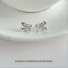 Colección de Liquidación para Puestos Callejeros: Pendientes Estilo Coreano, Aretes de Botón, Artículos Populares de Transmisiones en Vivo de Influencers, Pendientes, Collares, Pulseras, Anillos